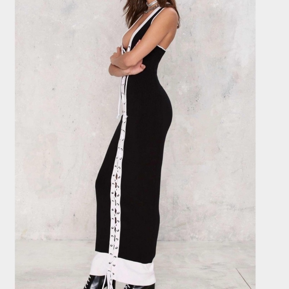 Fenty by Puma Lacing Ribbed Midi Dress in Black & White - 076 - Picture 3 of 8
